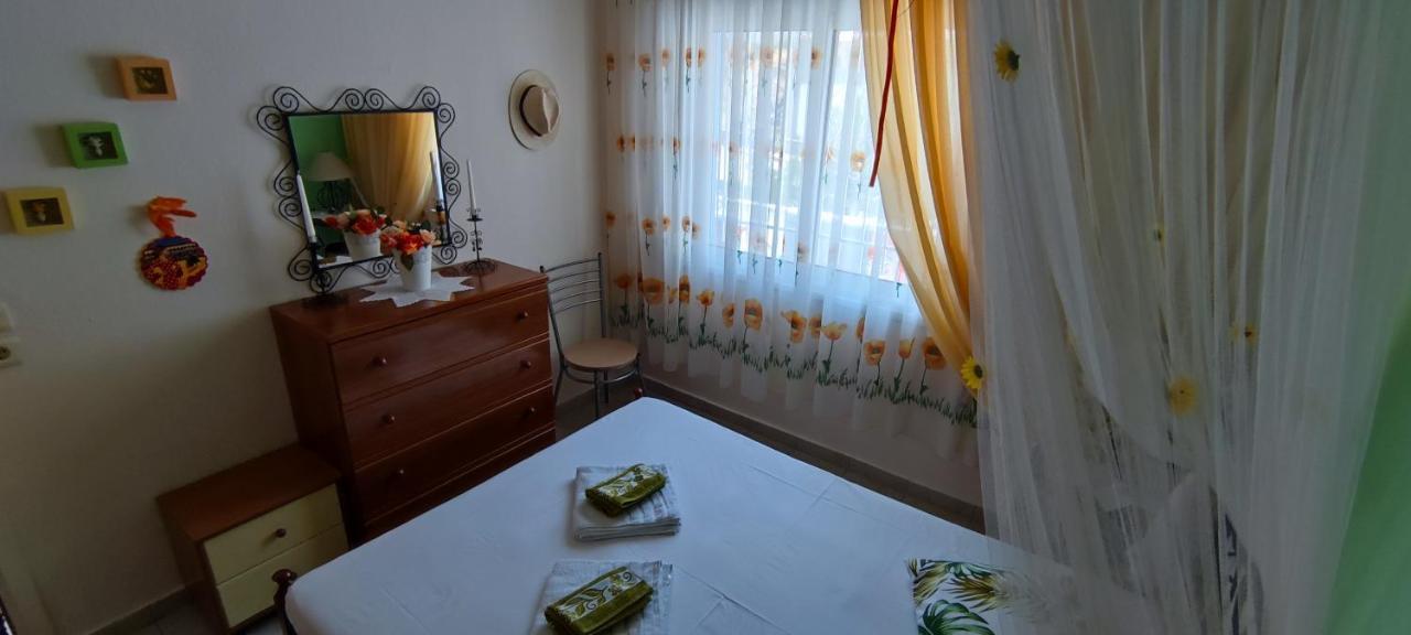Sunflower Nea Peramos (Macedonia)