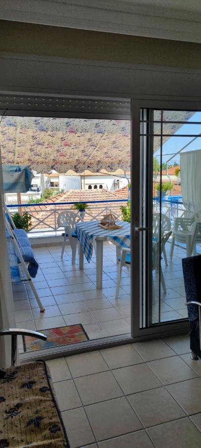 Apartment Sunflower Nea Peramos (Macedonia)